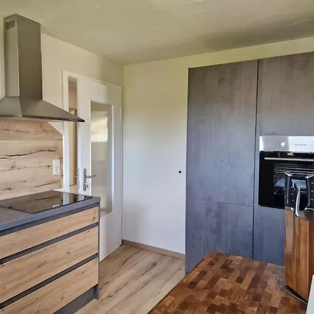 Ferienwohnung An Der Limburg Lejlighed *